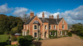 Saham Grove Hall by Group Retreats